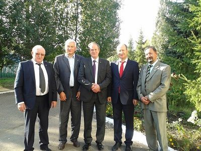 Чишминской ЦРБ был сделан визит главного внештатного хирурга МЗРФ - Валерия Алексеевича Кубышкина. 