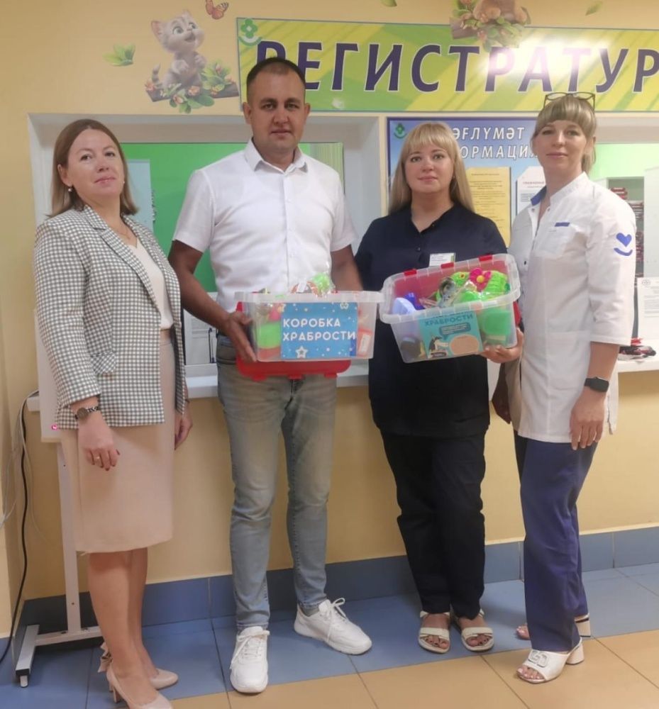 Вот уже более года в детской поликлинике Чишминской ЦРБ успешно работает проект "Коробка храбрости"