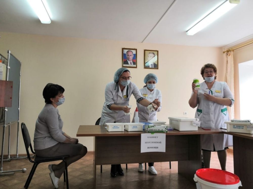 Совещание по алгоритму действий врача и медицинской сестры при подозрении на коронавирусную инфекцию