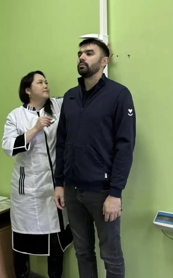 Главный врач больницы прошёл диспансеризацию